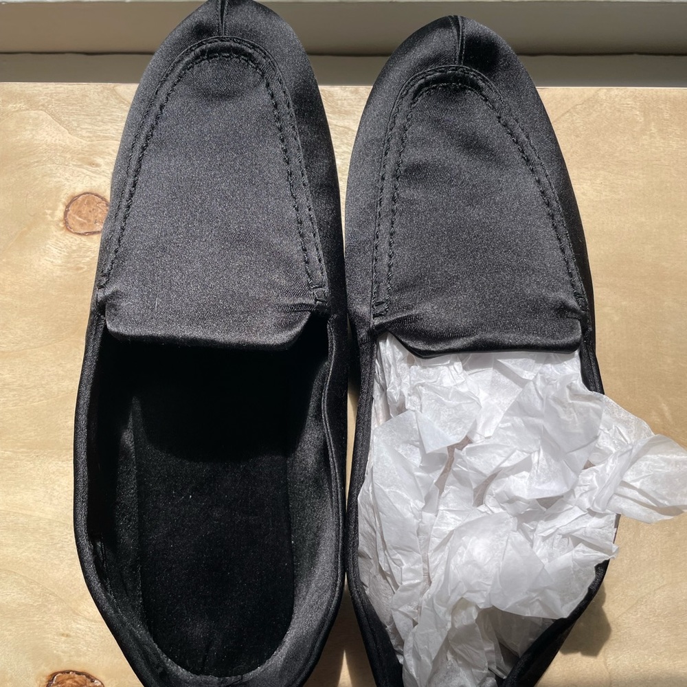 Brand new never worn Prada black satin slippers size 38.